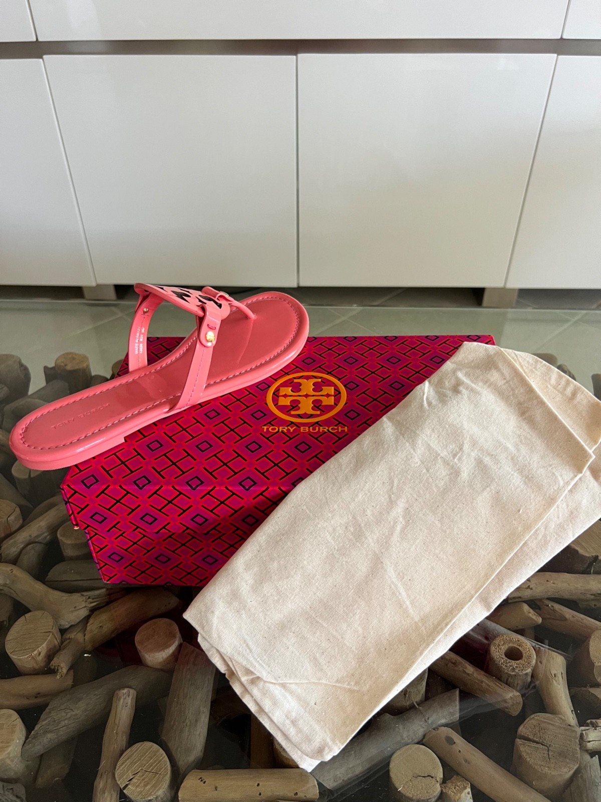 TORY BURCH Coral Crush Miller Patent Leather Sandals Size 7.5 $198 MSRP