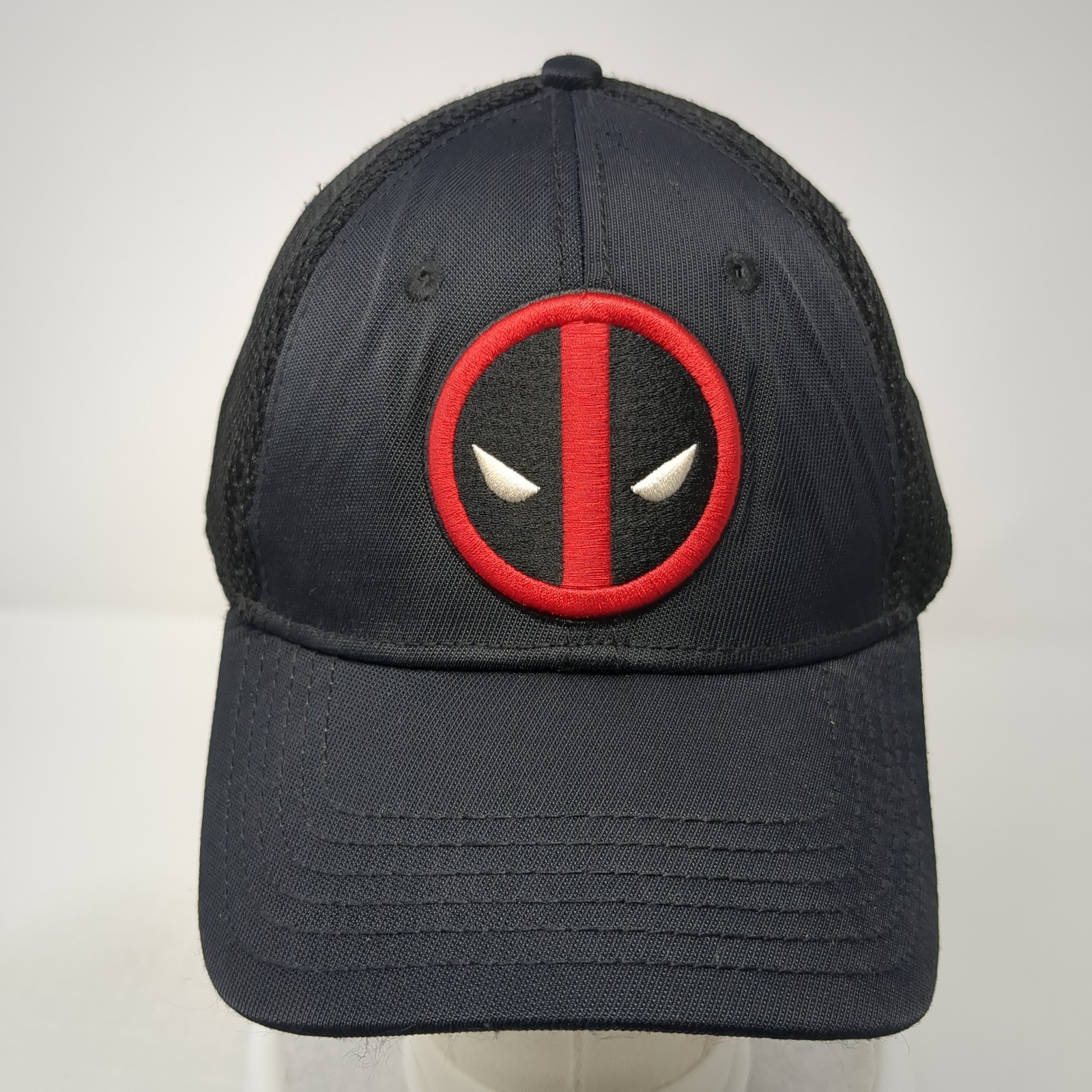 Deadpool Logo Patch Fitted Baseball Hat Black One… - image 2