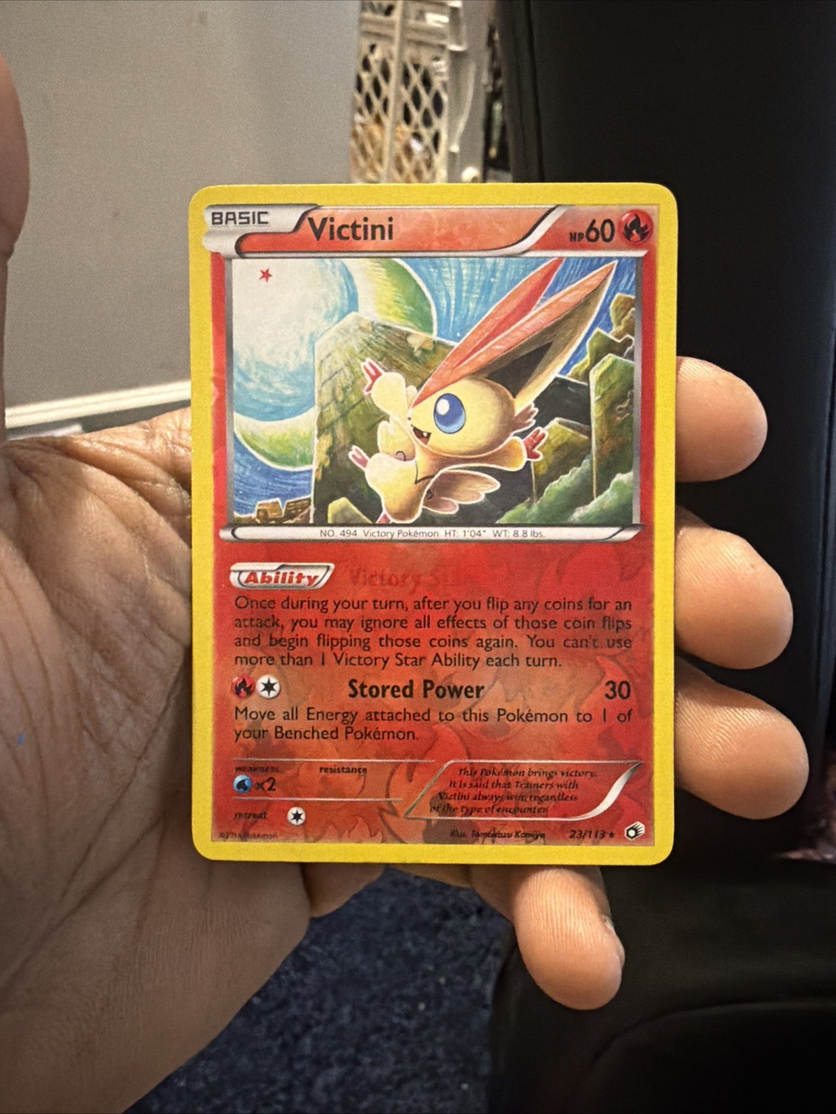 Victini 23/113 Legendary Treasures Reverse Holo NM