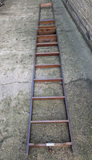 VINTAGE WOOD 10 TREAD