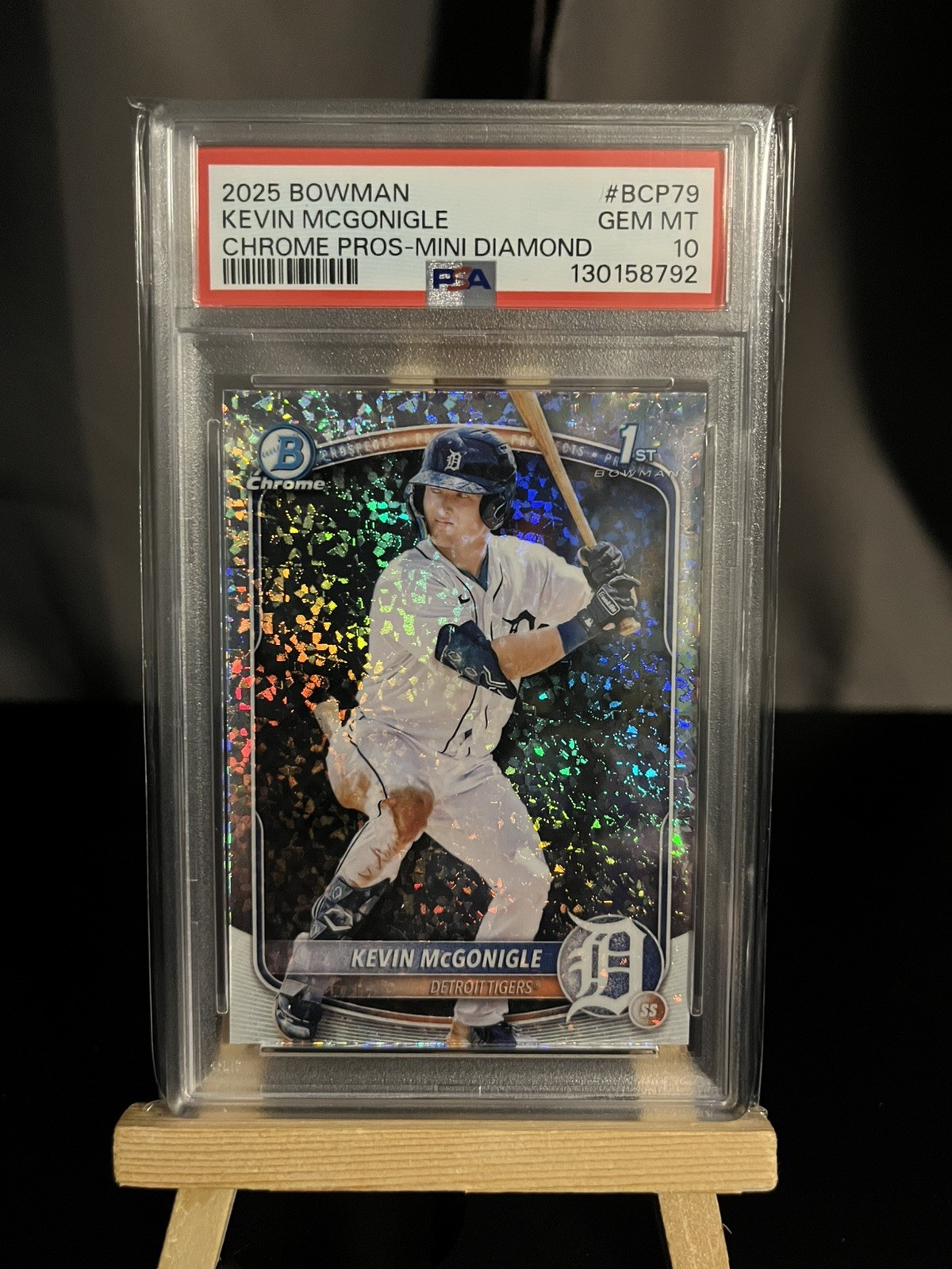 2025 Bowman Kevin McGonigle Chrome Mini Diamonds Refractor 1st #BCP-79 PSA 10