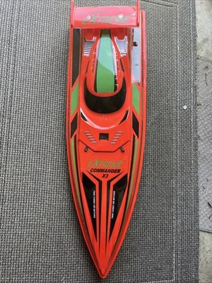 Extreme RC Commander X3 Remote Control Large Speed Boat  33  READ