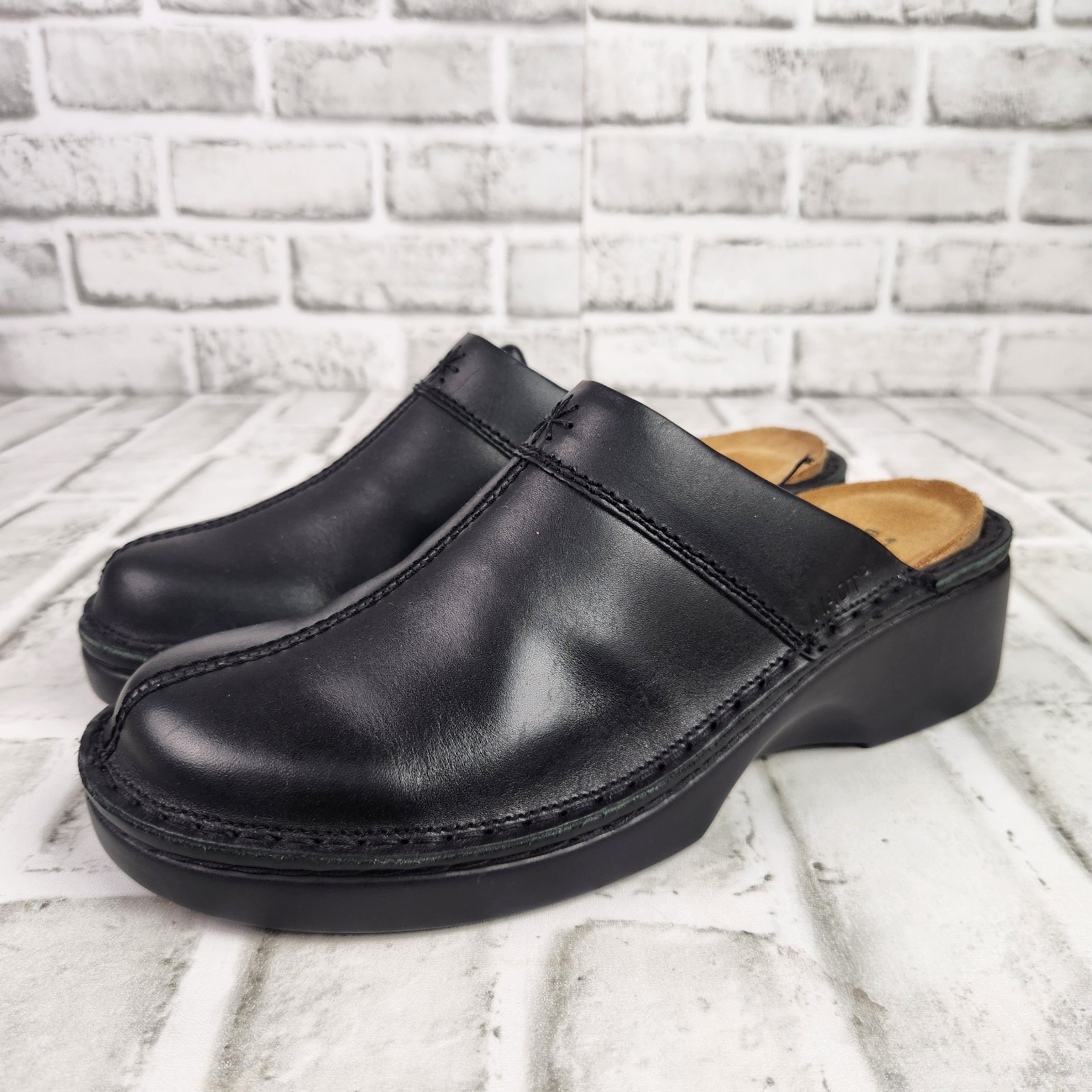 Naot Darma Clogs Women's US 8 EU 39 Black Leather… - image 3