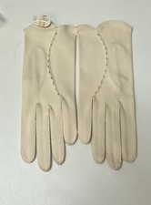 Vintage 60s Grandoe Elegant Dainty Pearls Ladies Gloves Size 6.5 NEW NOS
