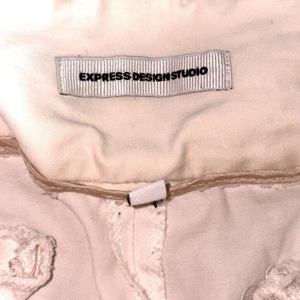 Foto 3 di 6