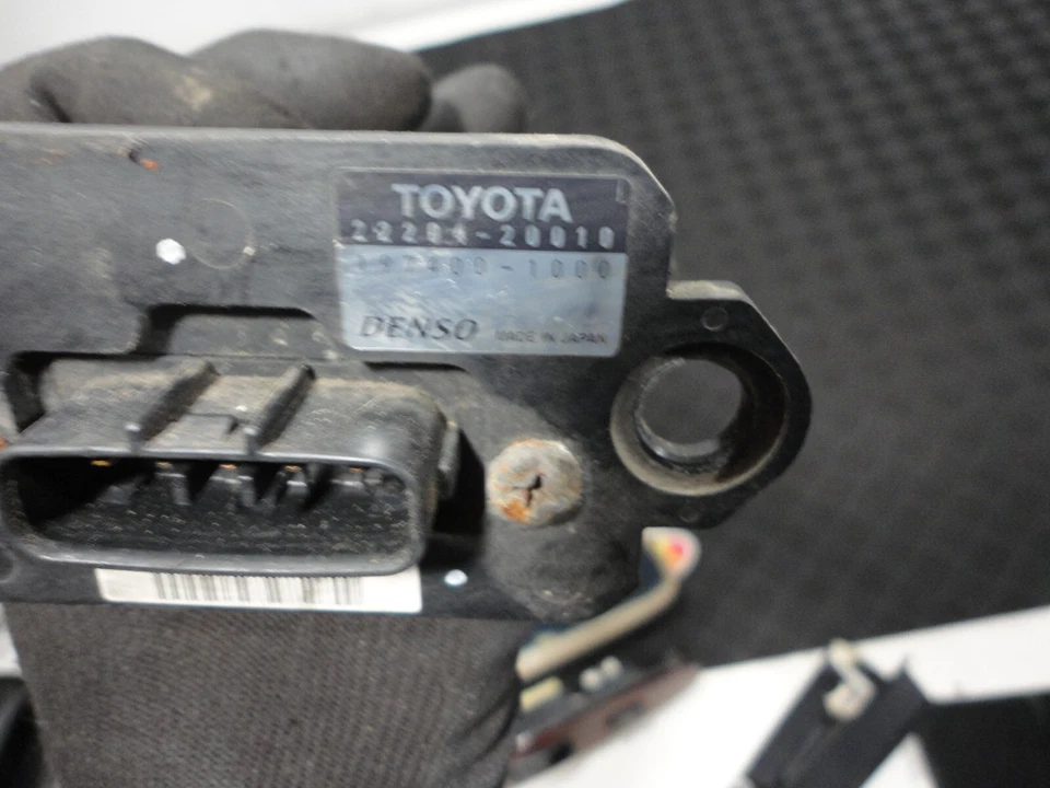 Sensor de flujo de aire másico Lexus LS400 1998 1999 2000 22204-20010 Foto 3 de 4