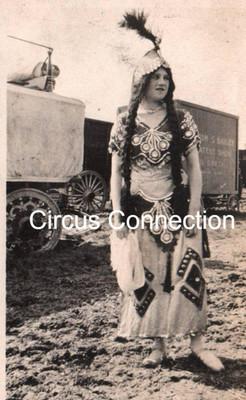 C1910's - Barnum & Bailey Circus Candid Photo Young Performer - AAFN