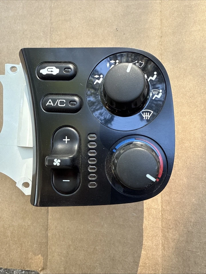 2006 honda s2000 ac Climate control Buttons Ap2 #97 04-09 - Image 2 of 3