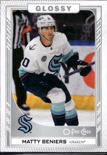 2023-24 Upper Deck #R-33 Matty Beniers O-Pee-Chee Glossy