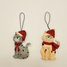 Cat Ornaments Set of 2 Blossom Bucket Christmas Resin Handcrafted Holiday. READ
