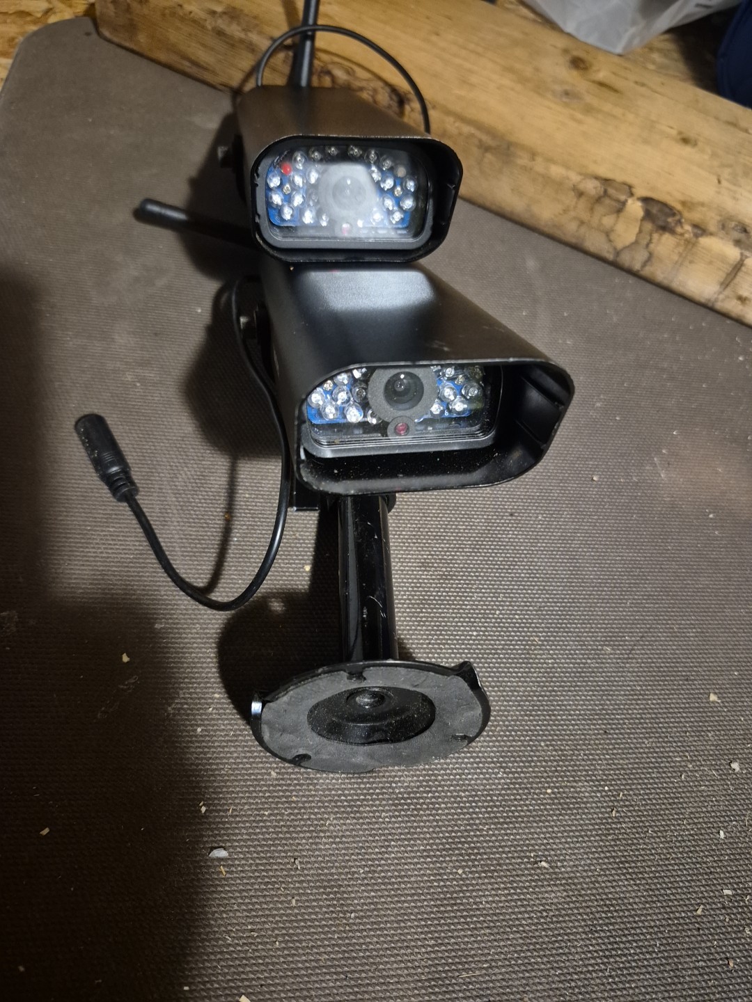 2X Uniden Udw155 Professional Security Camera Cameras With Infrared Night