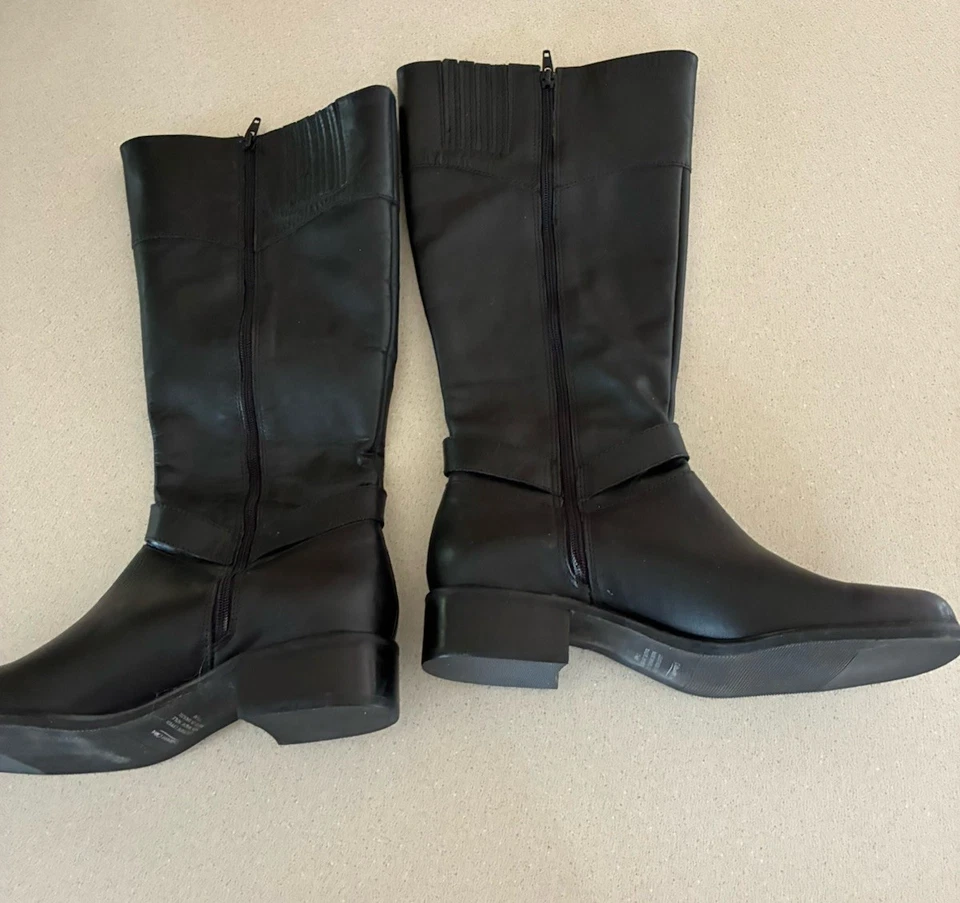 NEW COLDWATER CREEK Riding Boots Sz 7.5M Black Leather Side Zip Knee High - Image 2 of 4
