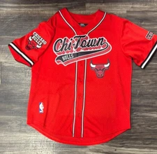 men's pro standard Chicago Bulls button up baseball jersey