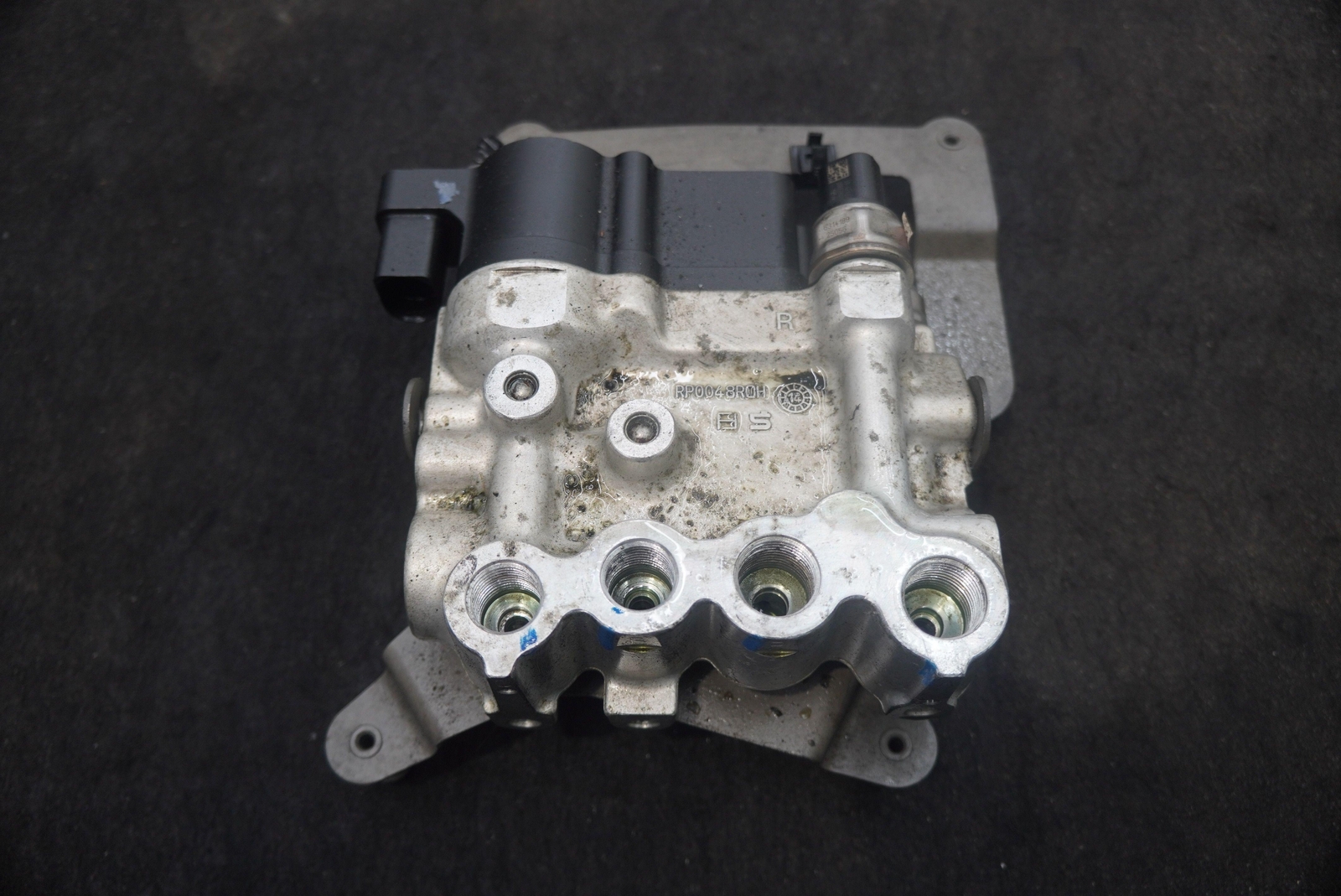Power Steering Hydraulic Pump Valve Block RP0048ROH OEM McLaren 650S 2015