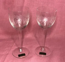 Set Of 2 Vintage Wine Glasses Romanian Hand-Blown Cut Toscany Crystal Etched