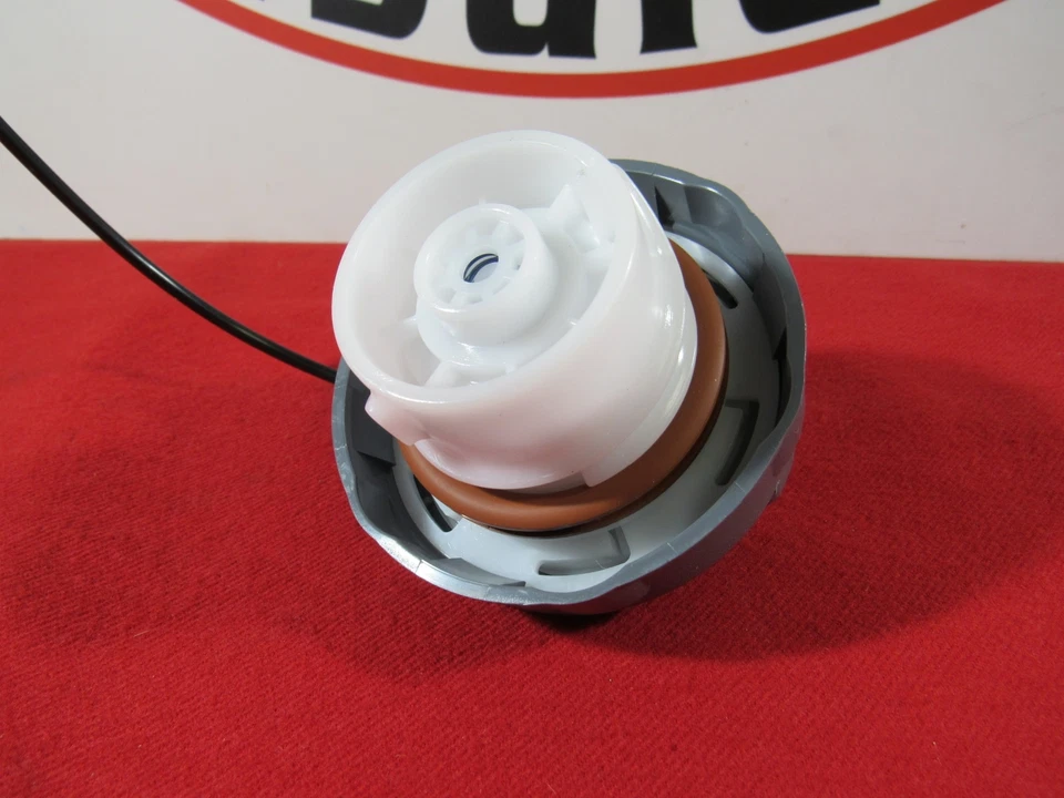 Tapa de gasolina de llenado de combustible Dodge Ram Chrysler Jeep NUEVO OEM MOPAR Foto 4 de 4