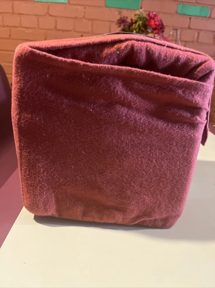 THRESHOLD Solid Flannel Sheet Set Twin Red100% Cotton - Image 3 of 4