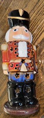 Yankee Candle Nutcracker tealight holder 9 3/4'' tall PO4485