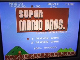 Super Mario Bros. 1985 Nintendo NES 5 Screw Tested with Sleeve