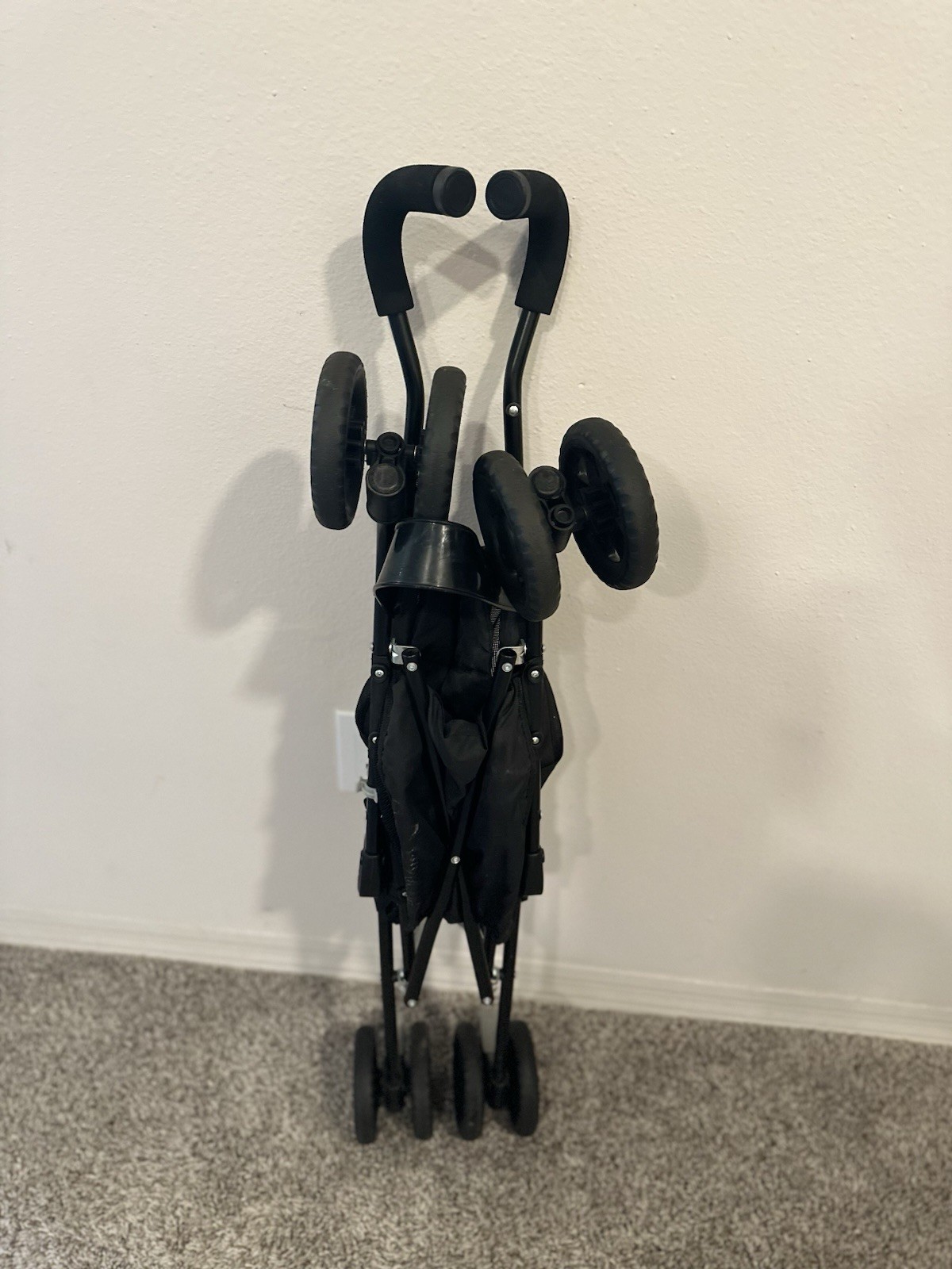 Kolcraft Cloud Unisex 12 lb. Stroller, Black for Child/Toddler - Used