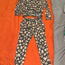 Jessica Simpson Girls 4T 2-Piece Leopard Waffle Knit Lounge Set Gray Cream EUC