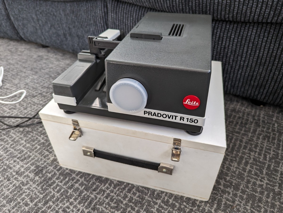 Leitz PRADOVIT R 150 プロジェクター本体 Leitz PRADOVIT R 150 プロジェクター本体 - メルカリ