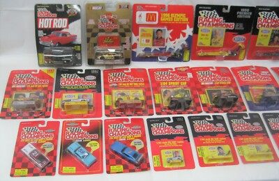 LOT OF 25) Racing Champions Diecast - 1:61 1:64 1:144 Scales - NEW