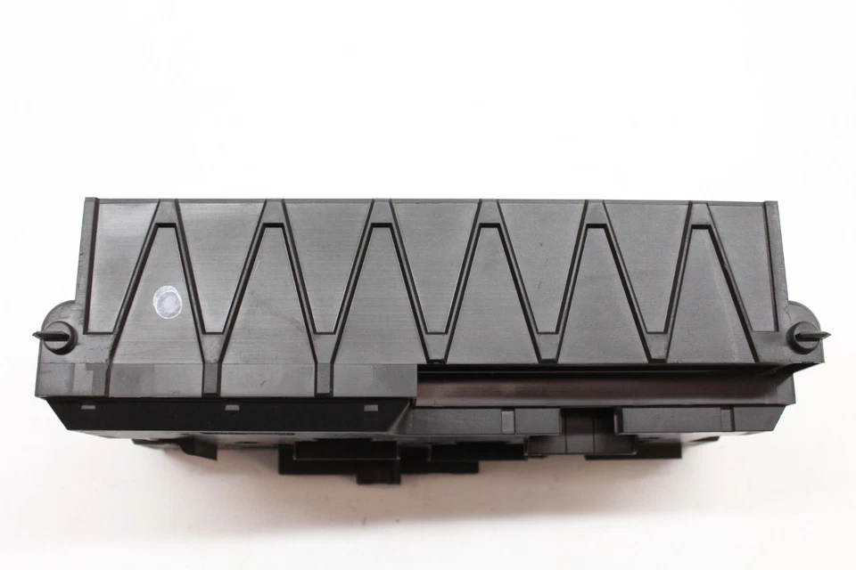 2011 BMW X3 FUSE BOX DISTRIBUTION MODULE 9210863-02 OEM 10 11 12 13 14 15 16 17 Foto 3 de 4