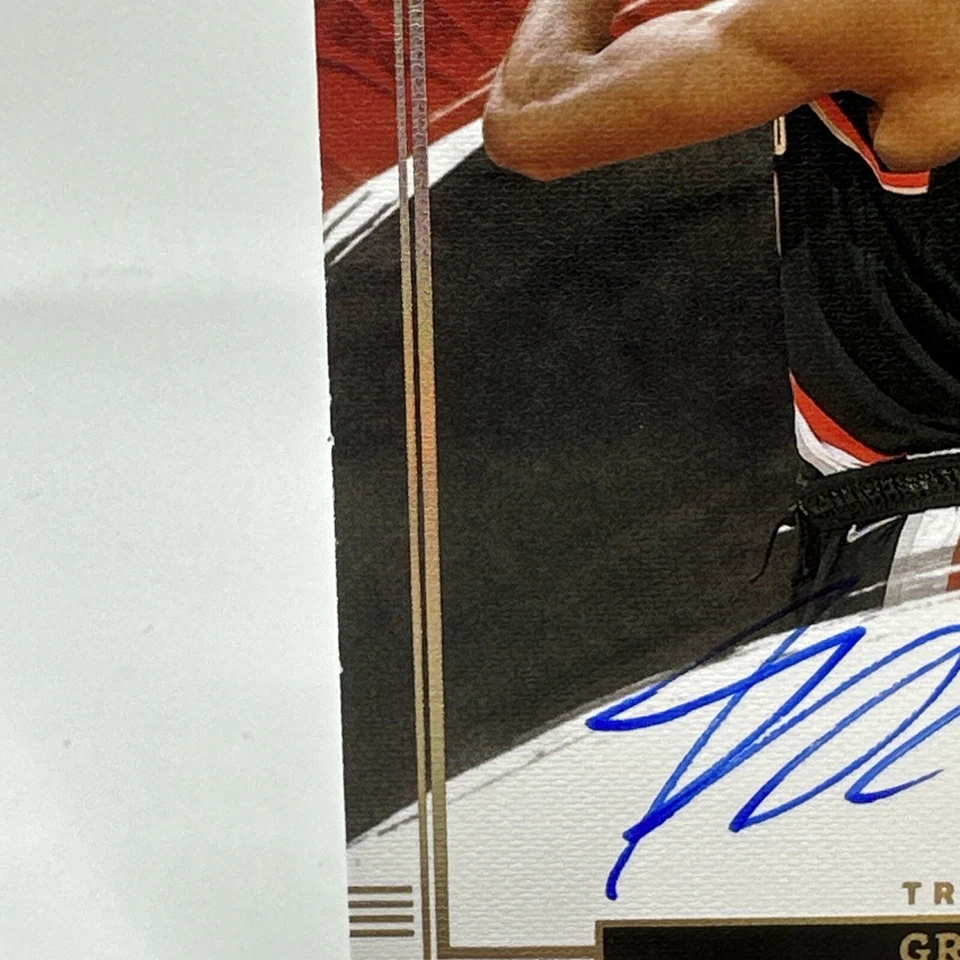 2021-2022 NBA Panini Impeccable Greg Brown III Rookie Gold Auto 04/10 Portland - Image 3 of 4