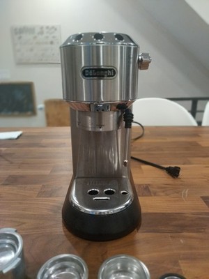 De'Longhi EC685M Espresso Machine - Silver