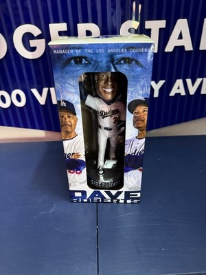 DAVE ROBERTS Los Angeles Dodgers 2026 Bobblehead Giveaway SGA 5/25/26