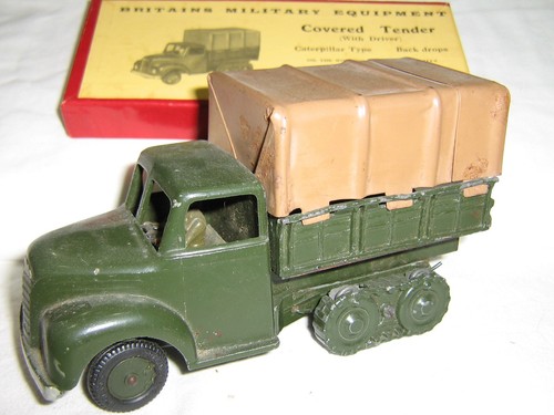 VTG BRITAINS COVERED TENDER WITH DRIVER SET#1433