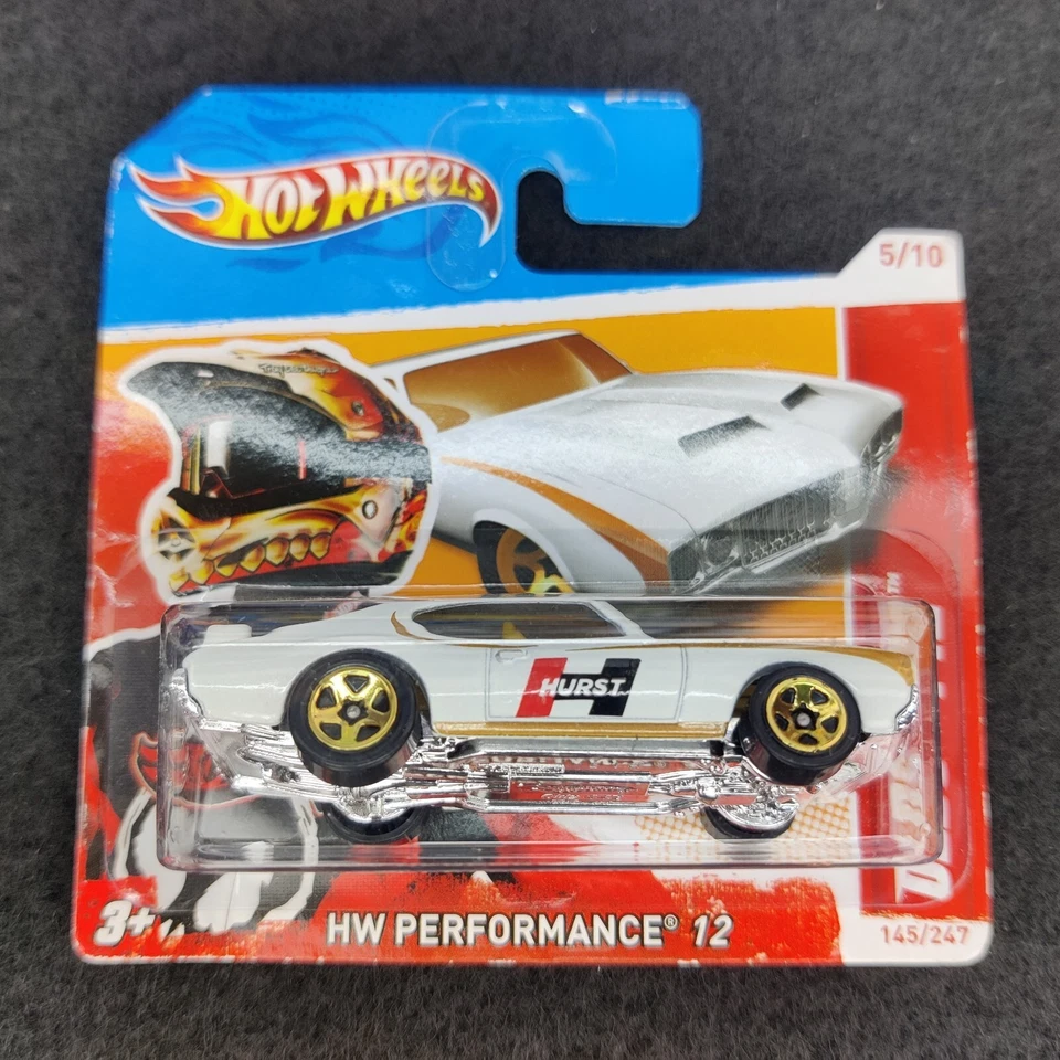HOT WHEELS OLDS 442 BIANCO HW PERFORMANCE 2012 5/12 145/247 V5449 CORTO 1:64 - Immagine 2 di 4