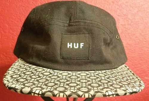 HUF 5 Panel Black Floral Patch Logo 