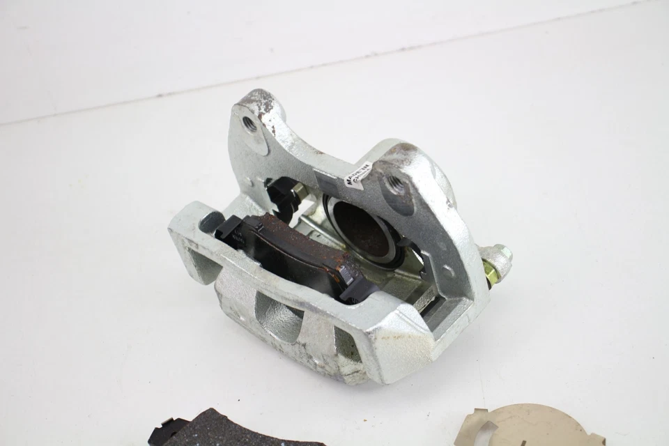 Суппорт переднего дискового тормоза со стороны водителя для Chevrolet Caprice 2011-2017 годов выпуска 92257987 - Изображение 4 из 4