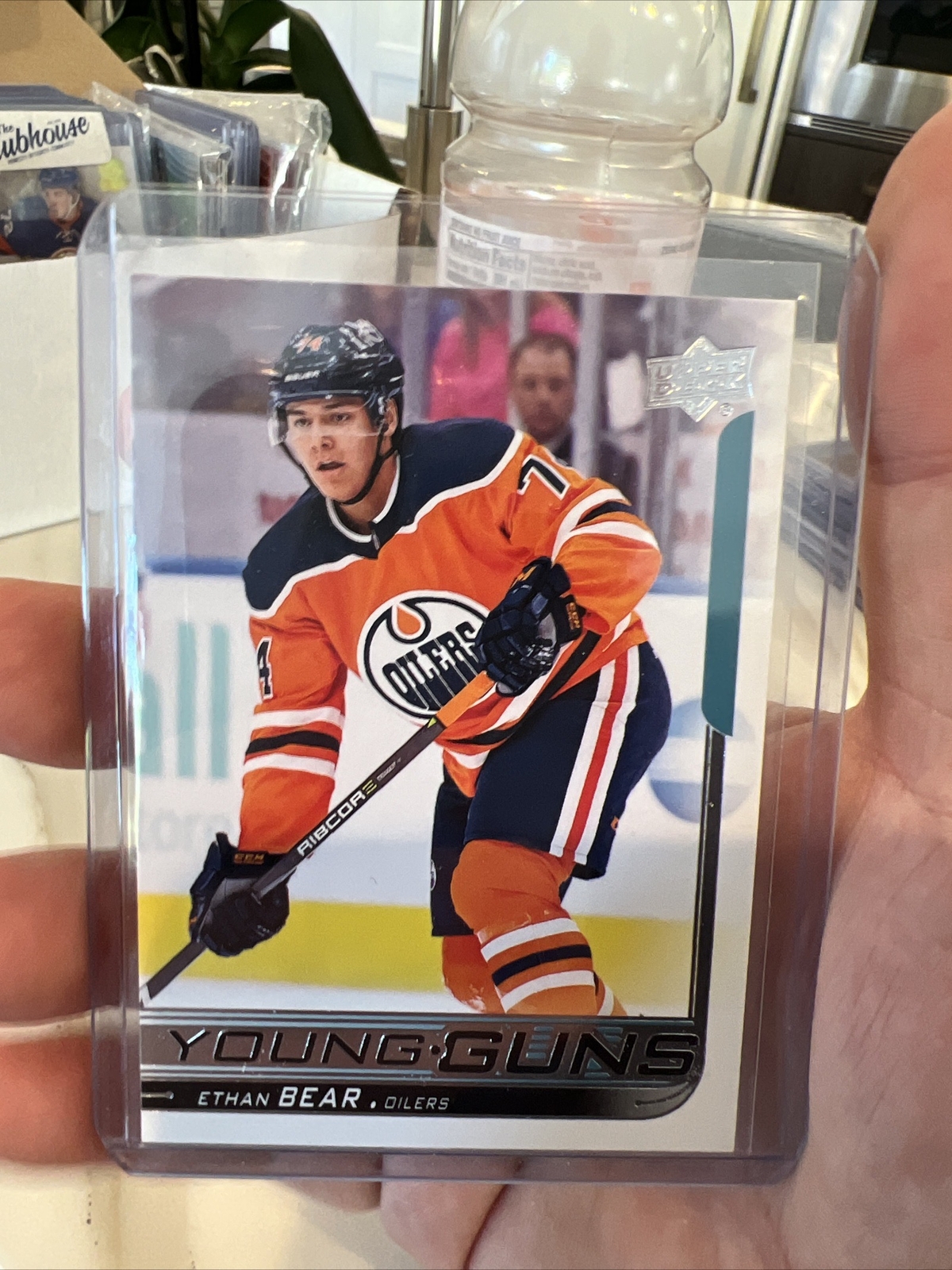 2018-19 UD YOUNG GUNS SP Rookie ETHAN BEAR #479 VANCOUVER CANUCKS