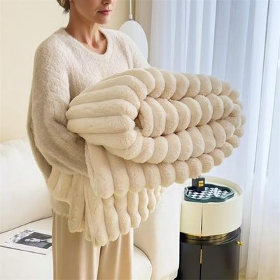 Flauschige Fleecedecke für Bett - weiche kuschelig warme Decken groß gerippt Sofaüberwurf
