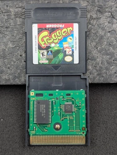 Frogger (Nintendo Game Boy Color, 1998) Cartridge Only Authentic Tested GBC