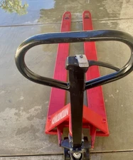 🔥 Pallet Jack Long & Narrow – 4,000 lb – Okukun – Works Great! 🔥