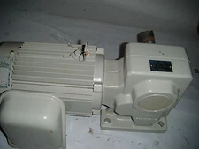 Sumitomo SM-Cyclo TO-F Induction Motor 1 HP 3 P Hyponic Drive RNHM1-43L-40 NEW