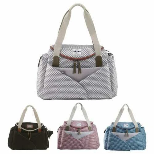 Équipements de promenade blancs pour bébé