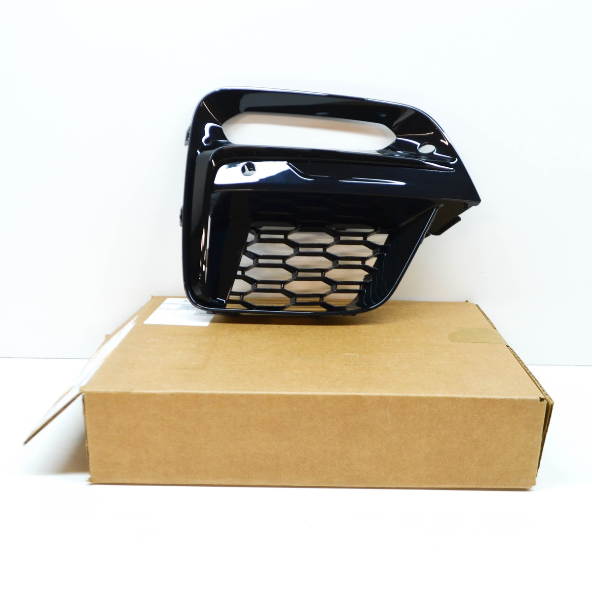 NEW BMW X3 G01 F97 FRONT BUMOER RIGHT GRILL 8099782 51118099782