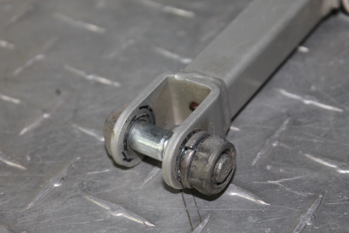 94-96 KAWASAKI ZX 600E REAR BACK BRAKE CALIPER BRACE BAR | eBay