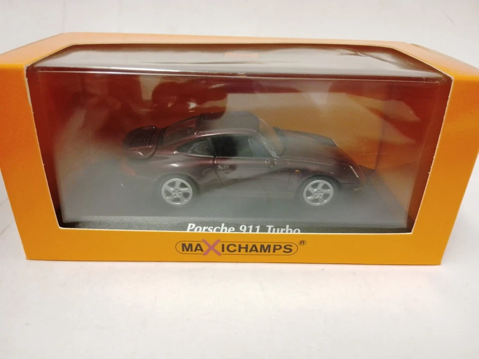 Minichamps Maxichamps Porsche 911 Turbo 993 Rojo Metálico 1993 1/43 940069200 - Imagen 2 de 3