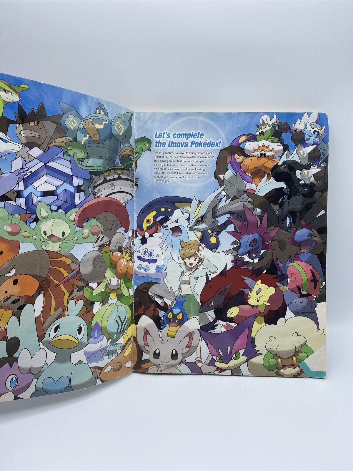 Mavin  Pokemon Black and White Volume 2 : The Official Unova