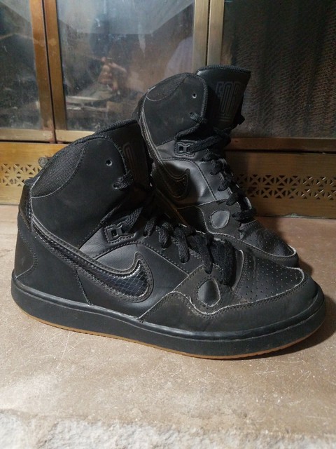 nike son of force mid black