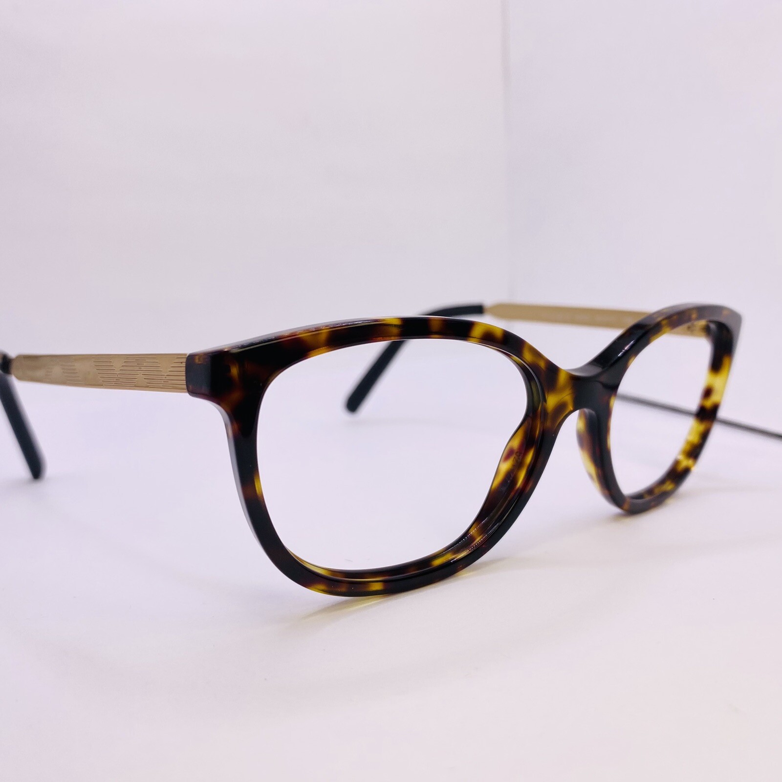Burberry Authentic Eyeglasses B 2148-Q 3002 52[]17 135 MM Tortoise Gold Leather thumbnail 2