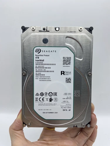 Seagate ST4000VN006 IronWolf 4TB 3.5" Internal SATA 256MB Hard Drive