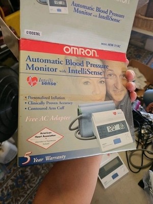 OMRON HEM-711 AUTOMATIC BLOOD PRESSURE MONITOR WITH POWER CORD  DRD2-1(11)