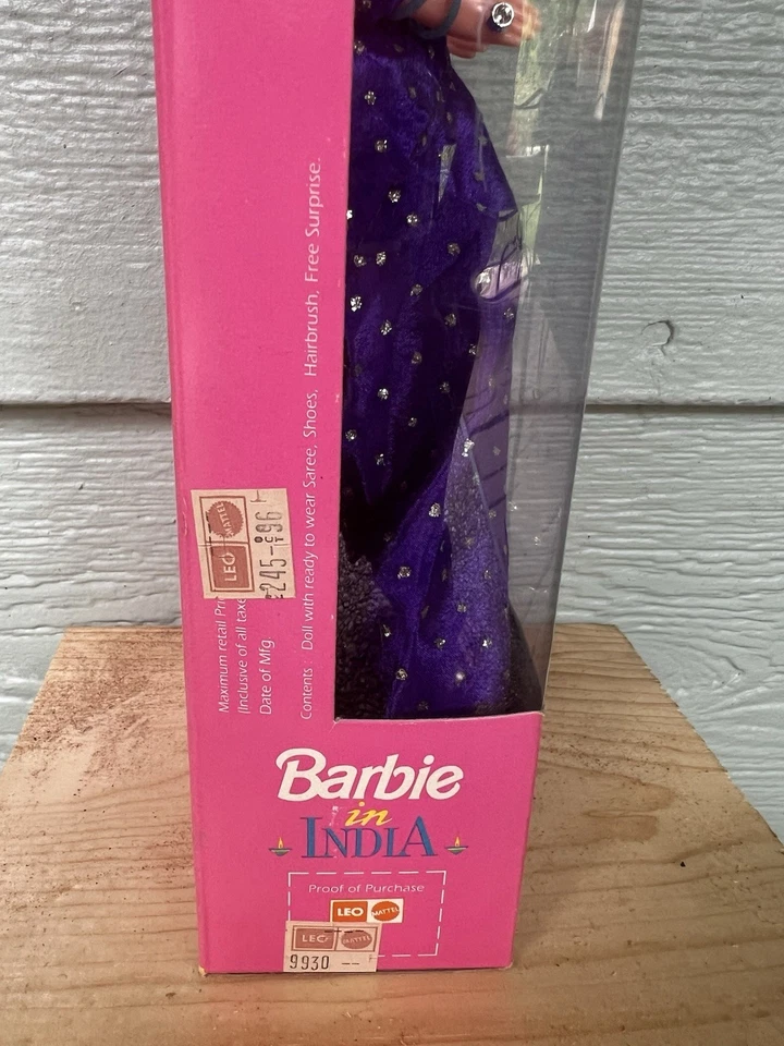 Muy RARA💜1996 LEO/MATTEL Barbie en la India Púrpura Sari Rubia Edición Extranjera NRFB Foto 4 de 4
